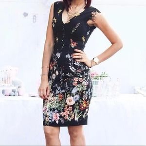 Zara Floral Midi Knee Length Multicolored Floral Dress ASO V-Neck Size XS